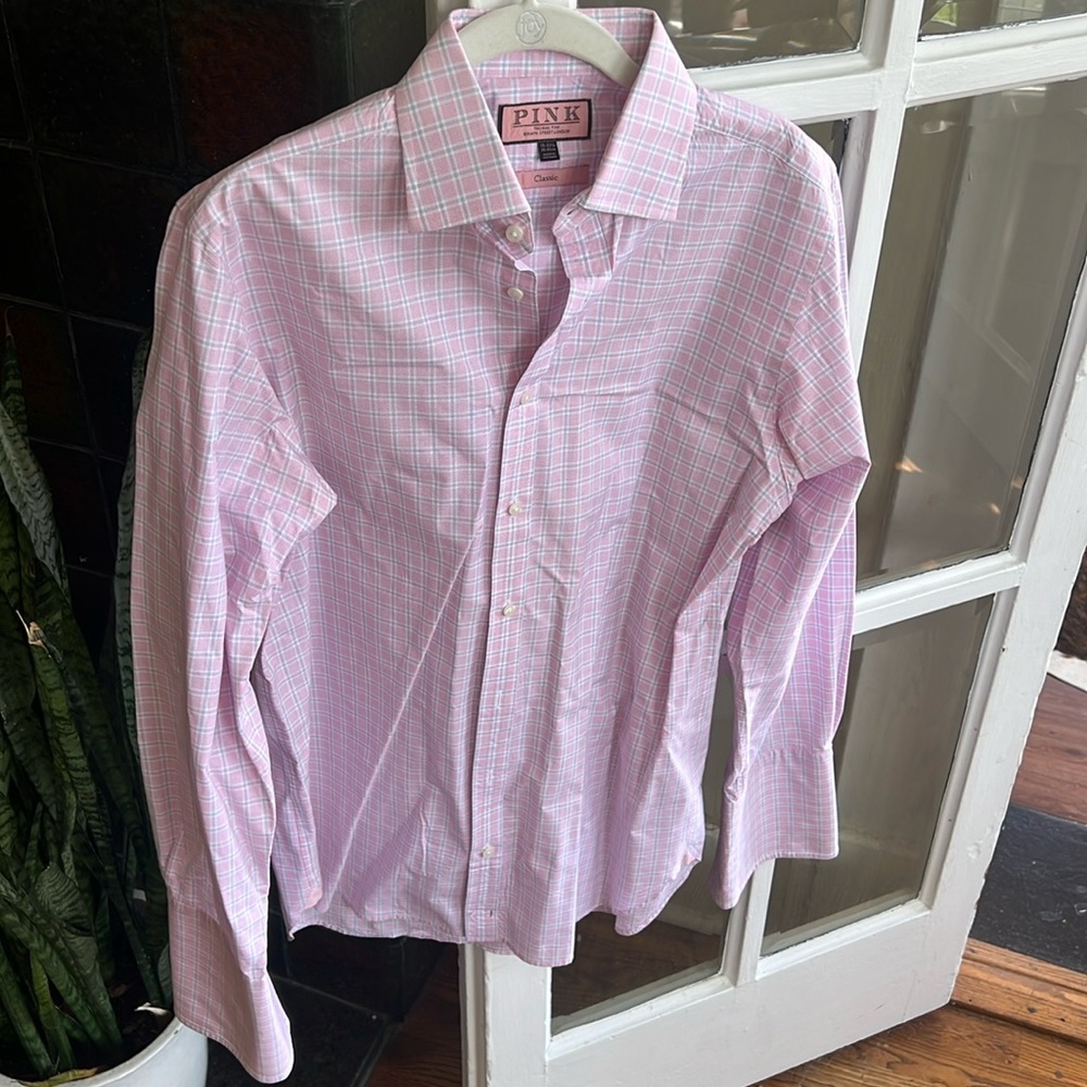 Thomas Pink classic fit button down shirt. Pink plaid. Size: 15-33.5